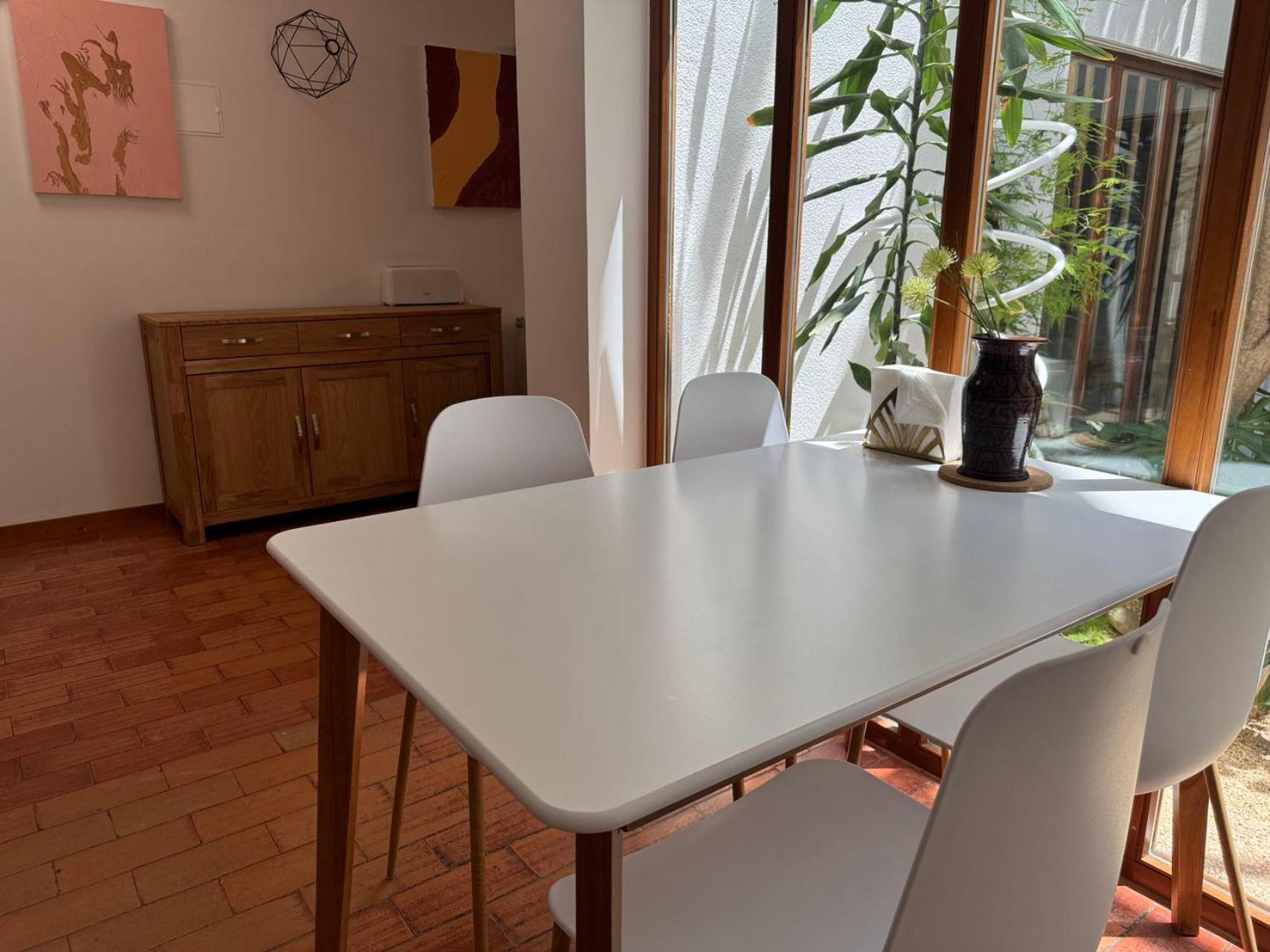 Aomo Art Space Hostel Oeiras Eksteriør bilde